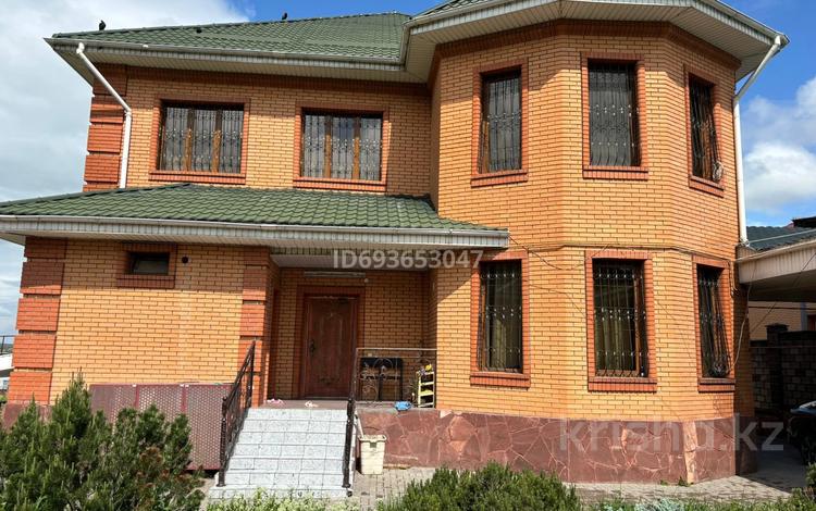 Отдельный дом • 8 комнат • 539 м² • 9 сот., Жетысу 23 за 200 млн 〒 в Кыргауылдах — фото 2