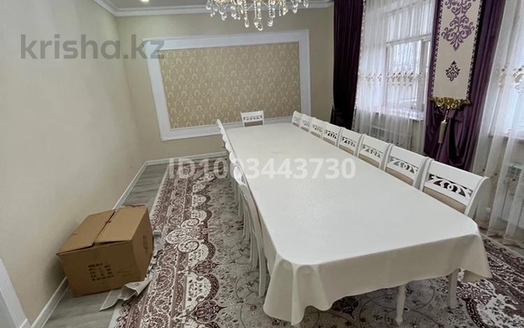 Отдельный дом · 5 комнат · 250 м² · 8 сот., Асимова 162 а — 44 школа за 70 млн ₸ в Таразе — фото 2