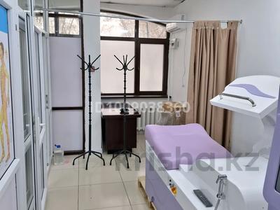 Еркін, кеңселер, дүкендер мен бутиктер, қоймалар, қоғамдық тамақтану орны, сұлулық салондары, медорталықтар мен дәріханалар, білім орталықтары · 113 м², бағасы: 68.7 млн 〒 в Астане, р-н Байконур