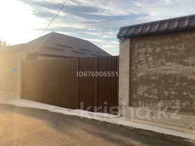 Продажа домов и дачи в Шымкенте: Отдельный дом · 3 комнаты · 60 м² · 8 сот., мкр Бозарык 182 за 30 млн 〒 Отдельный дом · 3 комнаты · 60 м² · 8 сот., мкр Бозарык 182 за 30 млн 〒 в Шымкенте, Абайский р-н