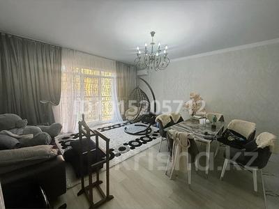 2-комнатная квартира · 64.5 м² · 8/12 этаж, Сзади Обл. Акимата 27 за 15 000 ₸ в Туркестане