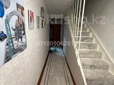 4-комнатная квартира · 100 м² · 5/6 этаж, Абая 99 — Абая за 23 млн 〒 в Жезказгане