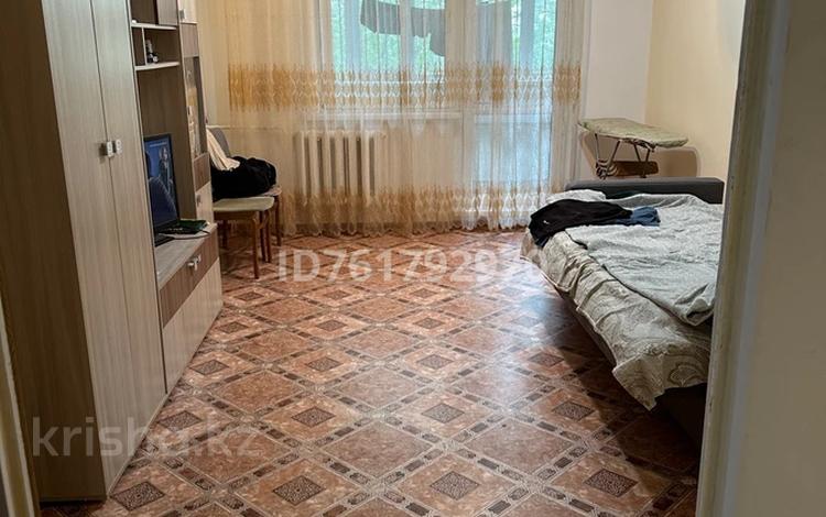 3-бөлмелі пәтер · 60.24 м² · 3/5 қабат, 10 микрайон 7 — Рядом школа детский сад, бағасы: 21 млн ₸ в Аксае — фото 3