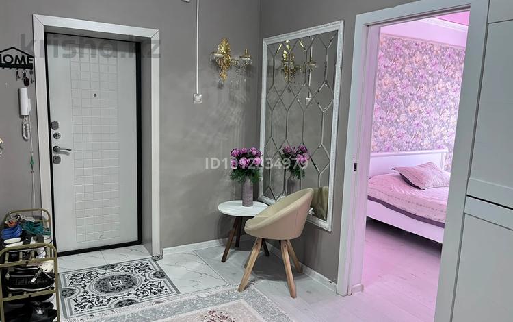 2-бөлмелі пәтер · 65 м² · 5/5 қабат, мкр Сырдария 10, бағасы: 19 млн ₸ в  — фото 2
