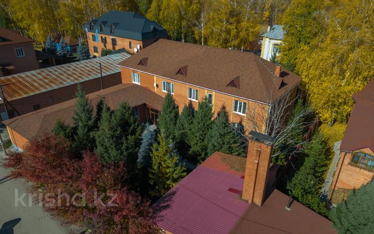 Отдельный дом · 15 комнат · 700 м² · 12 сот., Шмакова 3Б — Меновное за 275 млн ₸ в Усть-Каменогорске — фото 6
