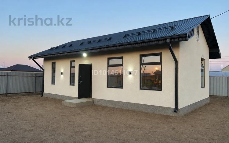 Жеке үй · 2 бөлме · 60 м² · 8 жүзд., Байтақ-3 -ш/а., 4 8, бағасы: 20 млн ₸ в Атырау, мкр	Байтак-3 — фото 2