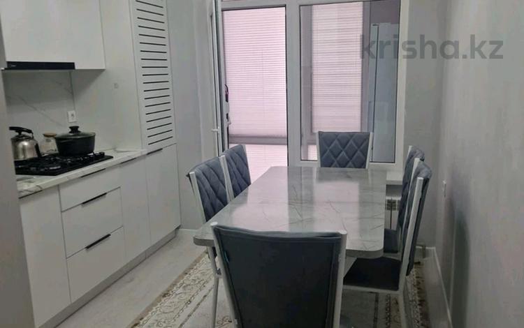 2-комнатная квартира · 60 м² · 3/5 этаж, Төлеметова 160Б за 220 000 ₸ в Шымкенте, Абайский р-н — фото 2