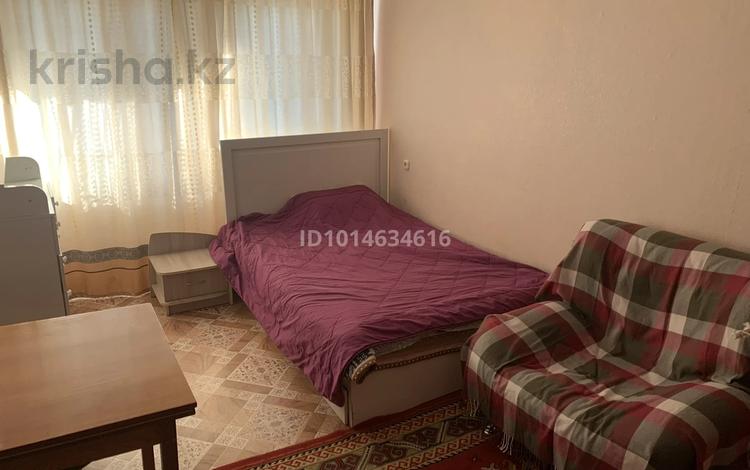 1-комнатная квартира · 33 м² · 1/5 этаж, мкр Юго-Восток, Муканова 1/2 за 130 000 ₸ в Караганде, Казыбек би р-н — фото 2