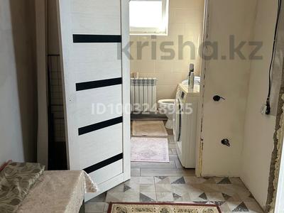 Отдельный дом · 3 комнаты · 50 м² · 9 сот., мкр Кунгей , Мкр Кунгей Жусупбек Алтайбаева 126 — На против афрайм за 15 млн 〒 в Караганде, Казыбек би р-н