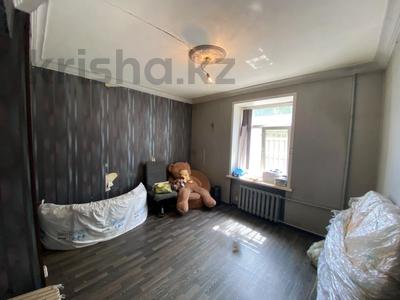 3-комнатная квартира · 64.7 м² · 2/5 этаж, Нурсултана Назарбаева 64 за 18 млн ₸ в Усть-Каменогорске