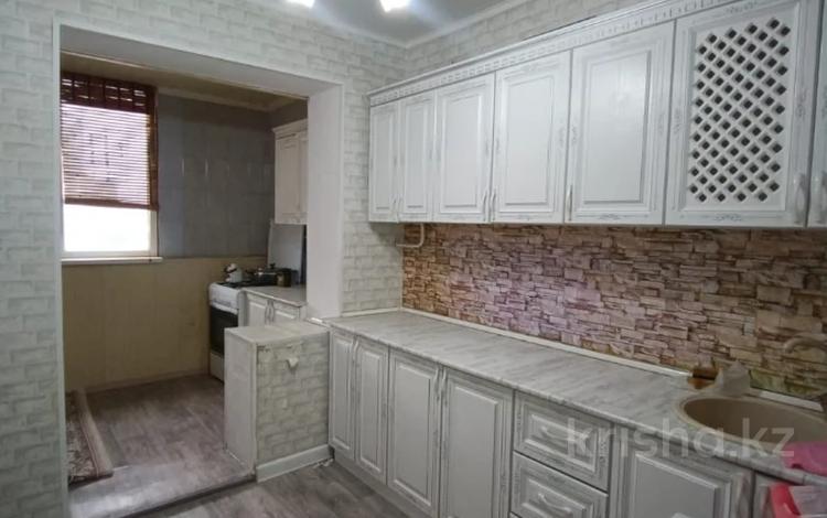 3-бөлмелі пәтер · 70 м² · 4/5 қабат, 12-й мкр 27, бағасы: 19 млн ₸ в Актау — фото 2