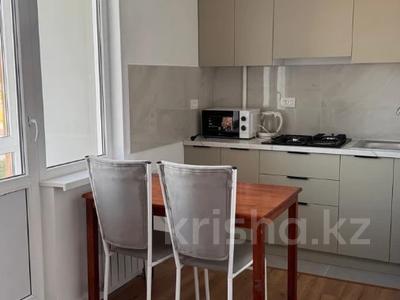 1-бөлмелі пәтер · 30 м² · 5/9 қабат, Райымбек батыра 275, бағасы: 200 000 ₸ в 