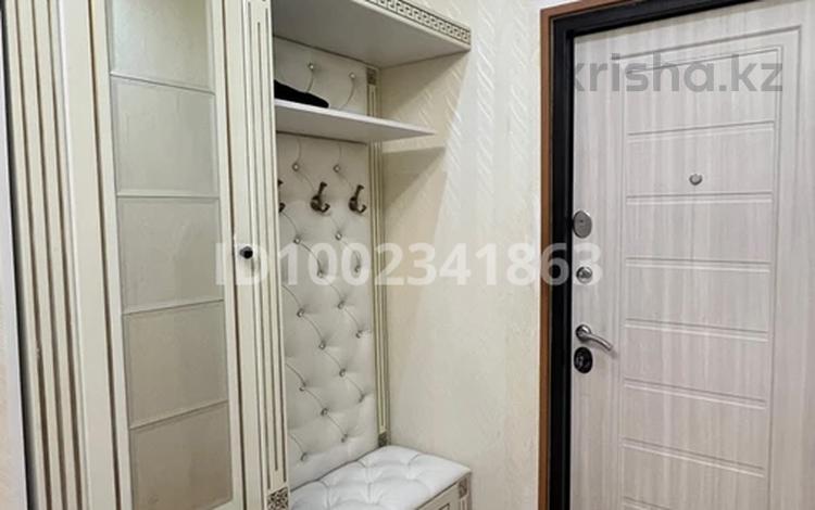 3-бөлмелі пәтер · 74 м² · 5/5 қабат, 13-й мкр 2 — В доль дороги, на против мечети, бағасы: 17.5 млн ₸ в Актау — фото 2