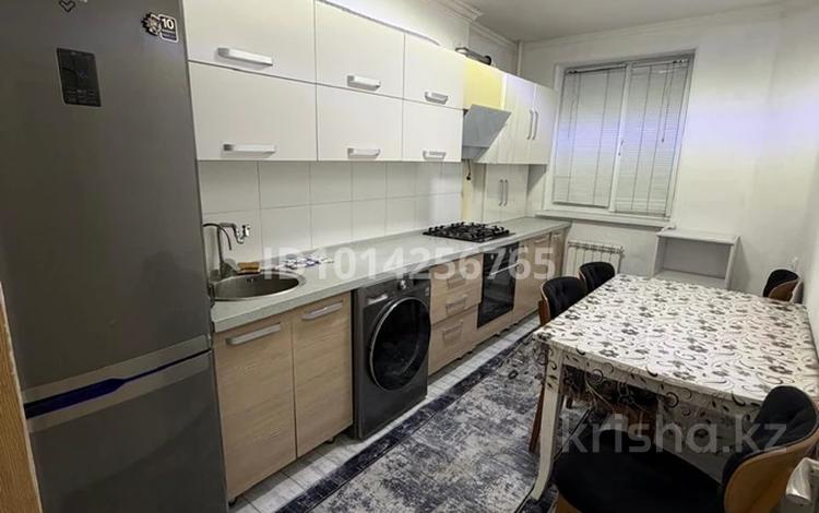 3-комнатная квартира · 76 м² · 4/5 этаж, мкр Акжайык 69/9 — улица Тулеметова за 250 000 ₸ в Шымкенте, Абайский р-н — фото 2