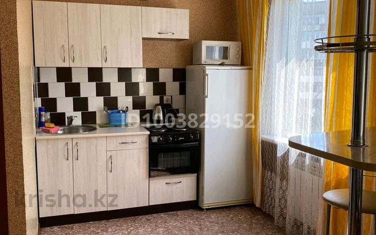 1-комнатная квартира · 36 м² · 3/5 этаж, Наваторов 8 за 10 000 ₸ в Усть-Каменогорске — фото 19