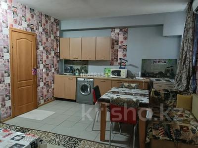 1-бөлмелі пәтер · 37 м² · 1/5 қабат, 3-ш/а. 22 — За кафе "Наурыз", бағасы: 10 000 ₸ в Актау, 3-й мкр