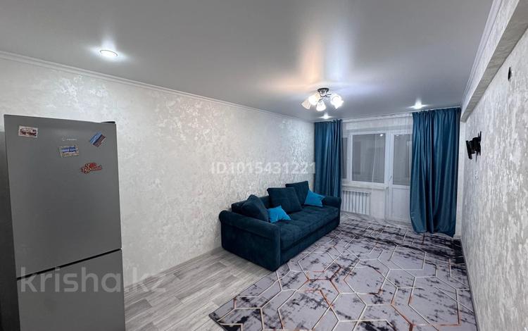 2-бөлмелі пәтер · 50 м² · 5/5 қабат, Караменде би 72, бағасы: 160 000 ₸ в Балхаше — фото 2