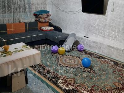 Отдельный дом · 3 комнаты · 100 м² · 10 сот., Көше 7үй — Аяалдама жанда орналасқан за 7.5 млн 〒 в Талдыкоргане, Каратал