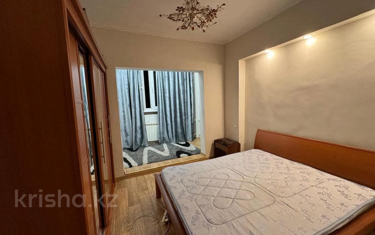 4-комнатная квартира · 94 м² · 9/9 этаж, мкр Аксай-1 12 за 45 млн ₸ в Алматы, Ауэзовский р-н — фото 8