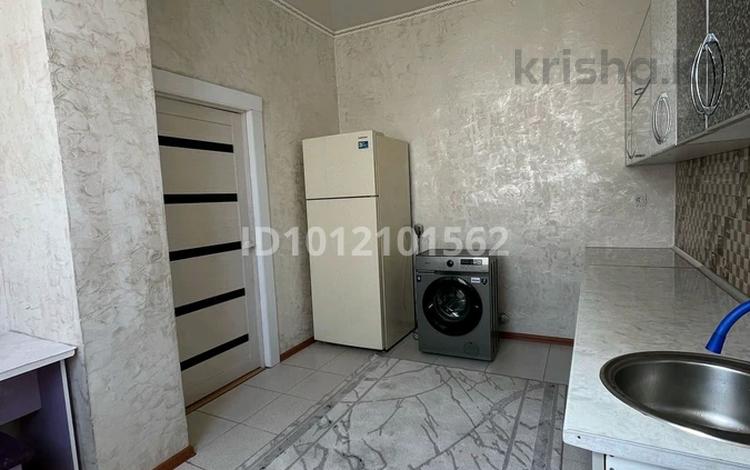 1-комнатная квартира · 42.5 м² · 6/7 этаж, 16-й мкр. 61 за 12 млн ₸ в Актау, 18-й мкр  — фото 2