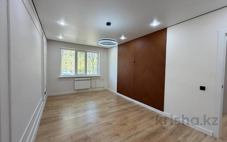 2-комнатная квартира · 54.2 м² · 1/5 этаж, жубановых за 19.5 млн ₸ в Актобе — фото 2