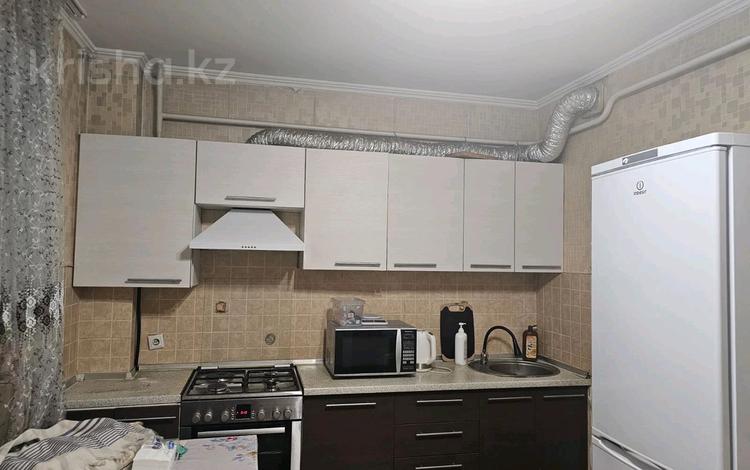 1-комнатная квартира · 48 м² · 1/10 этаж, Райымбека 241 за 200 000 ₸ в Алматы, Жетысуский р-н — фото 2