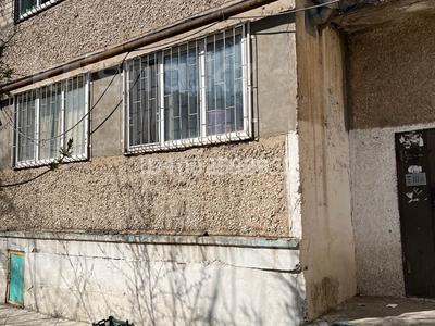 Пәтерлер в Шымкенте: 2-бөлмелі пәтер · 56 м², 17-й микрорайон, 17-й микрорайон 11 — Еримбетова, бағасы: 150 000 〒 2-бөлмелі пәтер · 56 м², 17-й микрорайон, 17-й микрорайон 11 — Еримбетова, бағасы: 150 000 〒 в Шымкенте, Аль-Фарабийский р-н