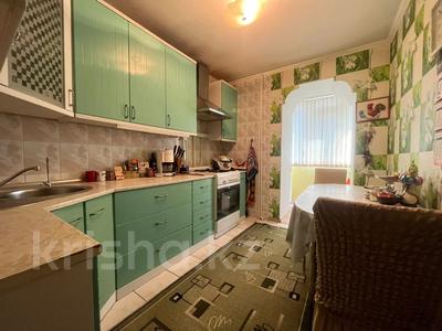3-комнатная квартира · 64 м² · 4/5 этаж, Есет Батыра за 18 млн 〒 в Актобе
