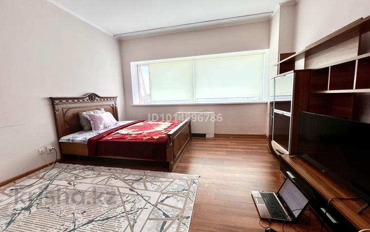 1-комнатная квартира · 50 м², Достык 5 за 260 000 ₸ в Астане, Есильский р-н — фото 2