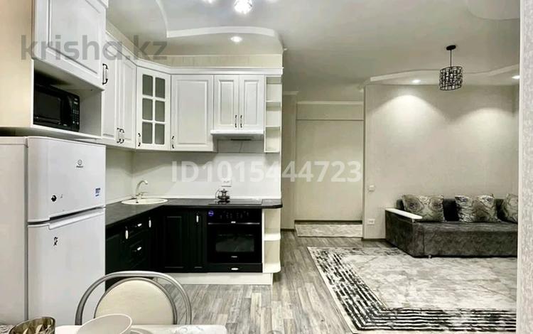 1-комнатная квартира · 40 м² · 6/12 этаж, 16-й микрорайон, Кунаева 79 за 200 000 ₸ в Шымкенте, Аль-Фарабийский р-н — фото 2