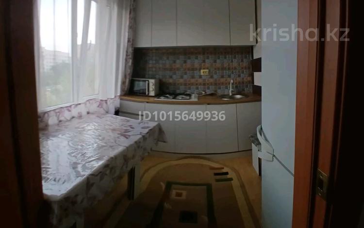 2-комнатная квартира · 45 м² · 5/5 этаж, мкр Аксай-2 10 за 260 000 ₸ в Алматы, Ауэзовский р-н — фото 2