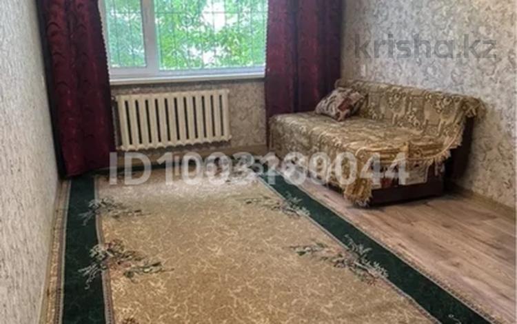1-комнатная квартира · 30 м² · 1/5 этаж, Майкудук, 15й микрорайон 22 за 8.1 млн ₸ в Караганде, Алихана Бокейханова р-н — фото 2