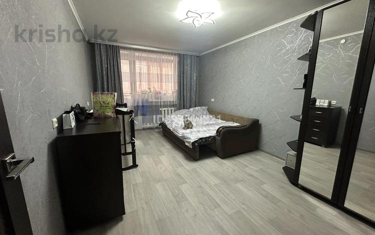 2-комнатная квартира, 56 м², 3/3 этаж помесячно, Ибраева 2 за 160 000 〒 в Петропавловске — фото 2