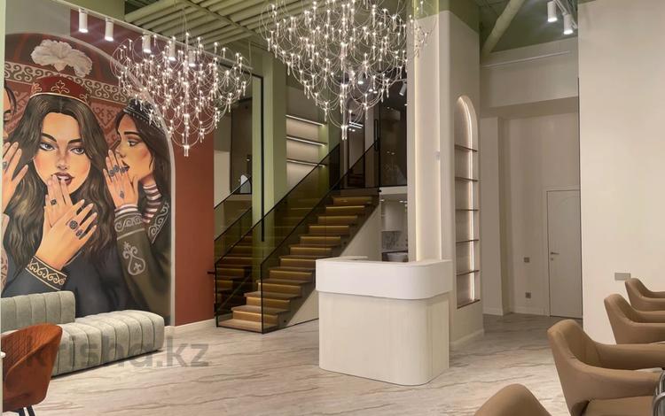 Салоны красоты · 108 м² за 148 млн ₸ в Астане, Сарайшык р-н — фото 23
