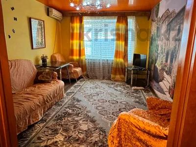 2-комнатная квартира · 50 м² · 5/5 этаж, Оразбаева — Досааф за 170 000 ₸ в Уральске