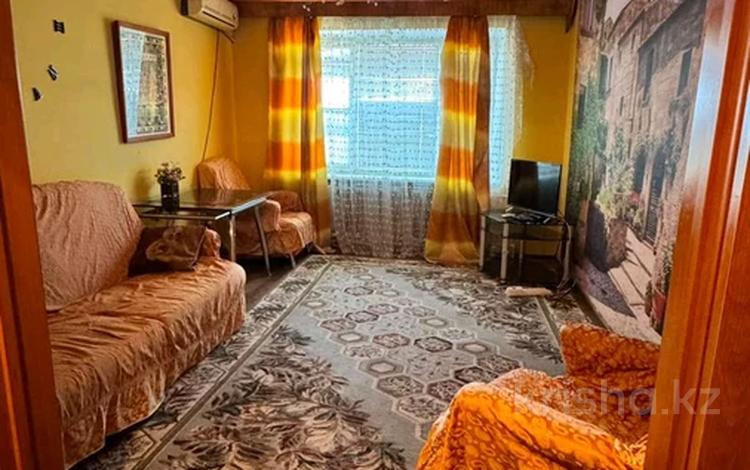 2-комнатная квартира · 50 м² · 5/5 этаж, Оразбаева — Досааф за 170 000 ₸ в Уральске — фото 2