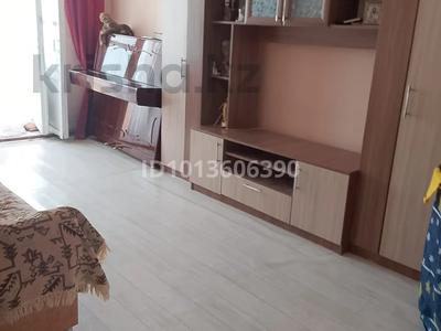 3-бөлмелі пәтер · 58.5 м² · 2/3 қабат, Кондюрина 38, бағасы: 12.6 млн ₸ в Зайсане
