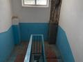 4-бөлмелі пәтер · 61 м² · 2/2 қабат, Казбек Би 1 — Районный акимат, бағасы: 11 млн ₸ в Шардара — фото 21