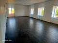 Кеңселер, дүкендер мен бутиктер, қоймалар · 200 м², бағасы: 700 000 ₸ в Усть-Каменогорске — фото 9