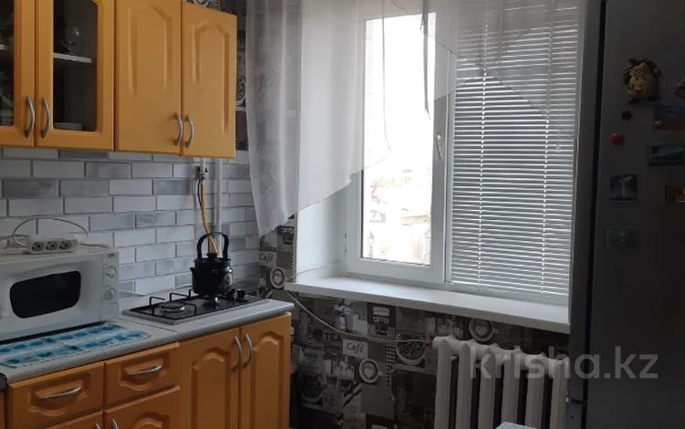 1-комнатная квартира · 40 м² · 5/5 этаж, АВАНГАРД 2 мкр за 10 000 ₸ в Атырау, мкр Авангард-2 — фото 4