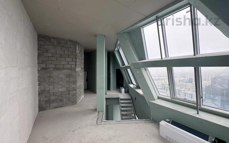 3-бөлмелі пәтер · 150 м² · 32/33 қабат, Аль-фараби 15/1, бағасы: 158 млн ₸ в Алматы, Бостандыкский р-н — фото 2