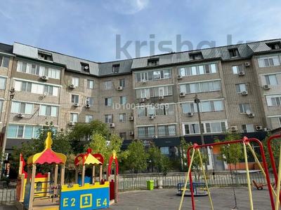 Пәтерлер в Атырауской обл.: 2-бөлмелі пәтер · 57 м² · 5/5 қабат, мкр Ардагер, Сатпаева — Рядом Ардагер ремимаркет, бағасы: 180 000 〒 2-бөлмелі пәтер · 57 м² · 5/5 қабат, мкр Ардагер, Сатпаева — Рядом Ардагер ремимаркет, бағасы: 180 000 〒 в Атырау