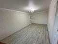 2-комнатная квартира · 43 м² · 3/5 этаж, Майкудук, Майкудук, 14й микрорайон за 10.5 млн ₸ в Караганде, Алихана Бокейханова р-н — фото 2
