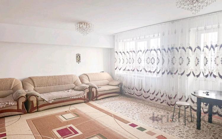 3-комнатная квартира, 105 м², 2/5 этаж, Самал 12а за 25 млн 〒 в Талдыкоргане, мкр Самал — фото 2