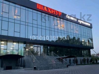 Свободное назначение, офисы, магазины и бутики, склады, салоны красоты, фитнес и спорт, медцентры и аптеки, образование, развлечения, конференц-залы, кабинеты и рабочие места, студии · 500 м² за 2.5 млн 〒 в Конаеве