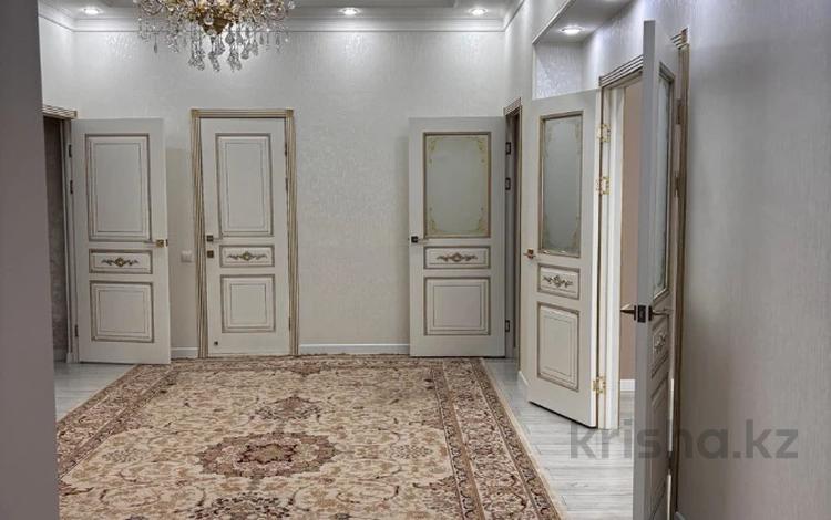 4-комнатная квартира · 138 м² · 7/9 этаж, 19-й мкр 43 за 58 млн ₸ в Актау — фото 2