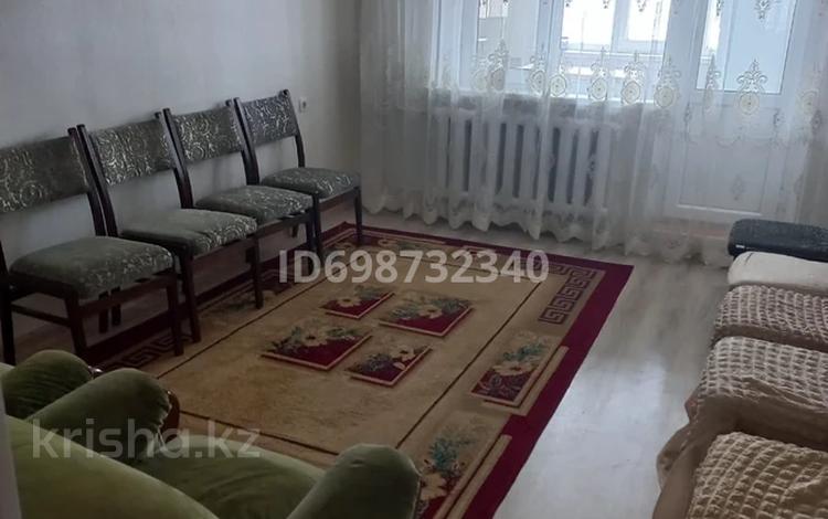 2-комнатная квартира · 95 м² · 4/5 этаж, мкр Центральный, С.Каженбаева — По ул.М.Утемисова, остановка Чехова за 200 000 ₸ в Атырау — фото 2