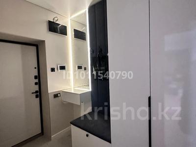 2-бөлмелі пәтер · 85 м² · 9/10 қабат, ул. Самал 82/6, бағасы: 38 млн ₸ в Уральске, мкр Школьник