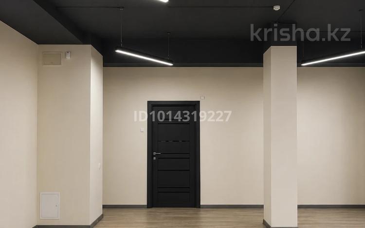 Офисы · 40 м² за 300 000 ₸ в Караганде, Казыбек би р-н — фото 12