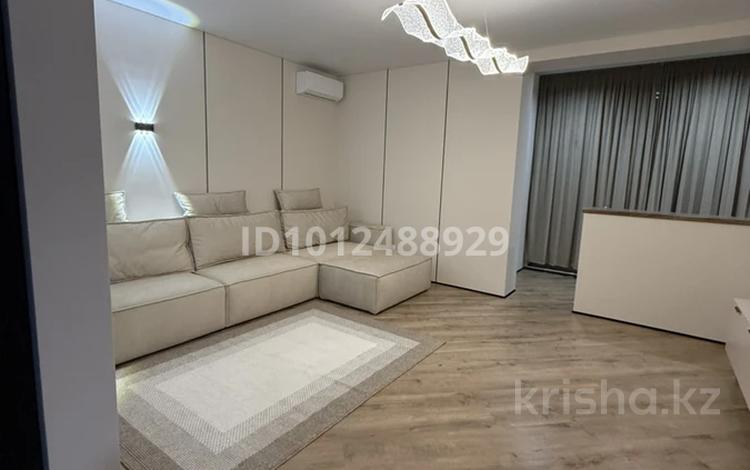 1-комнатная квартира · 60 м² · 7/11 этаж, Ульяны Громовой 18 за 250 000 ₸ в Уральске — фото 2